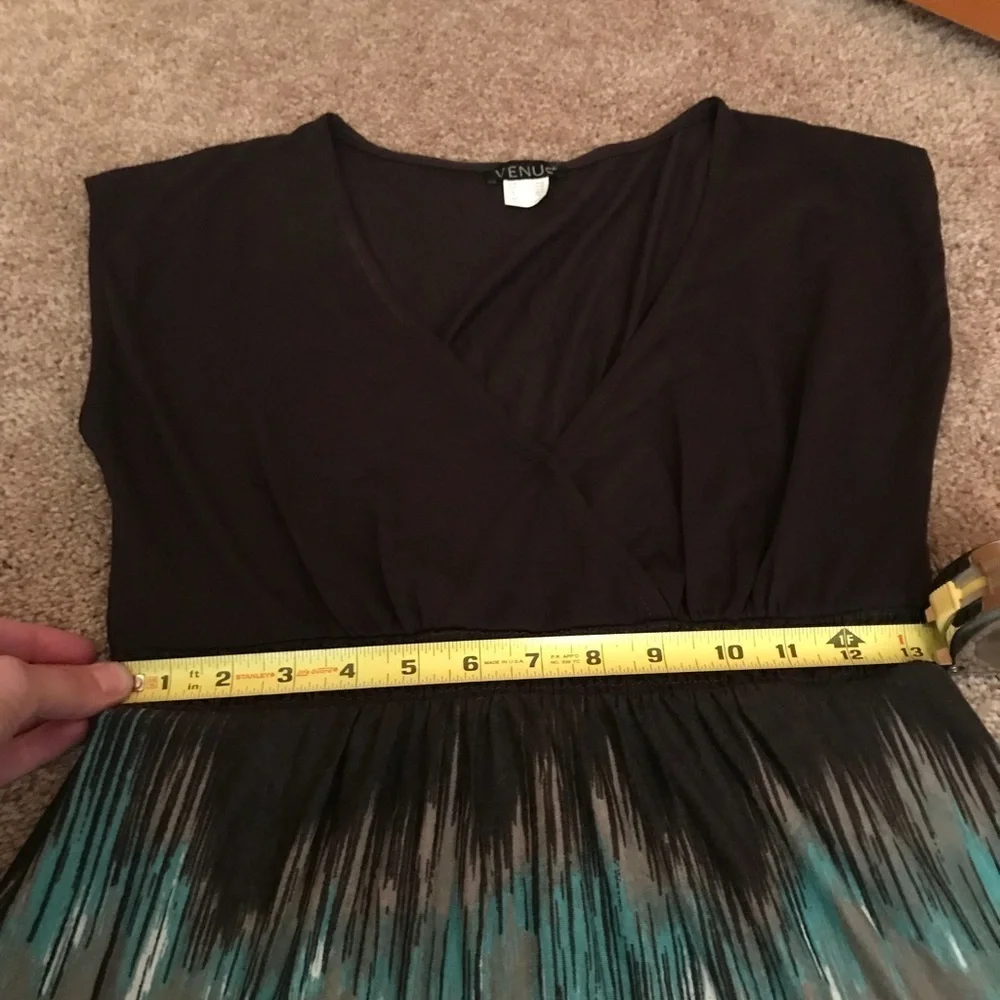 Venus Brown & Turquoise Blouse Size Small ❤️